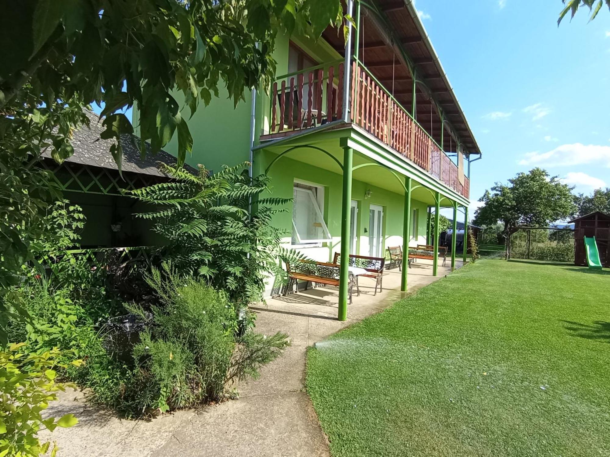 Hotel Afrodita Štúrovo Exterior foto